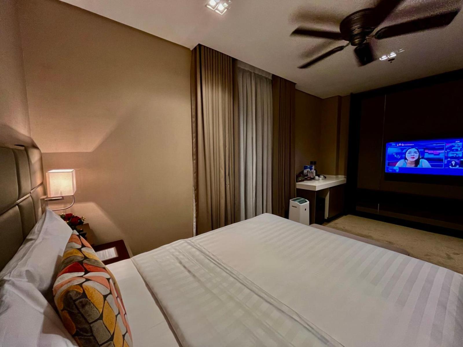 The Plaza Garden Hotel And Residences Baguio City Exteriör bild